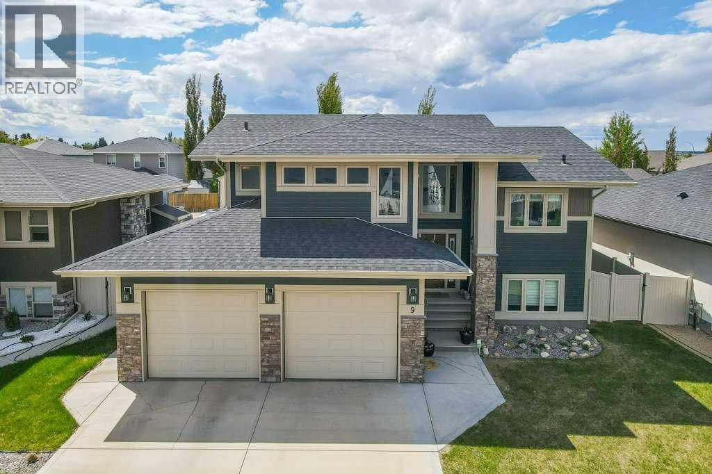 9 Sheep Close, Lacombe, Alberta