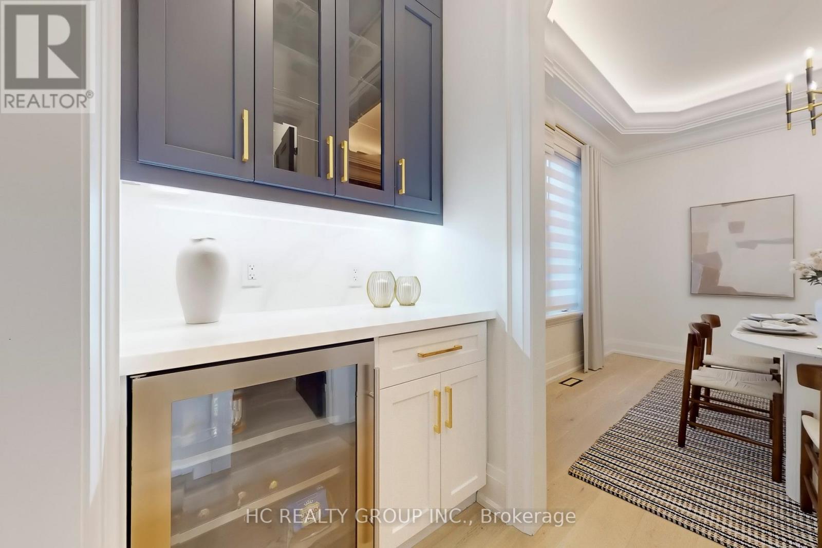 6077 Hillsdale Drive, Whitchurch-Stouffville, Ontario  L4A 3B7 - Photo 12 - N12499004