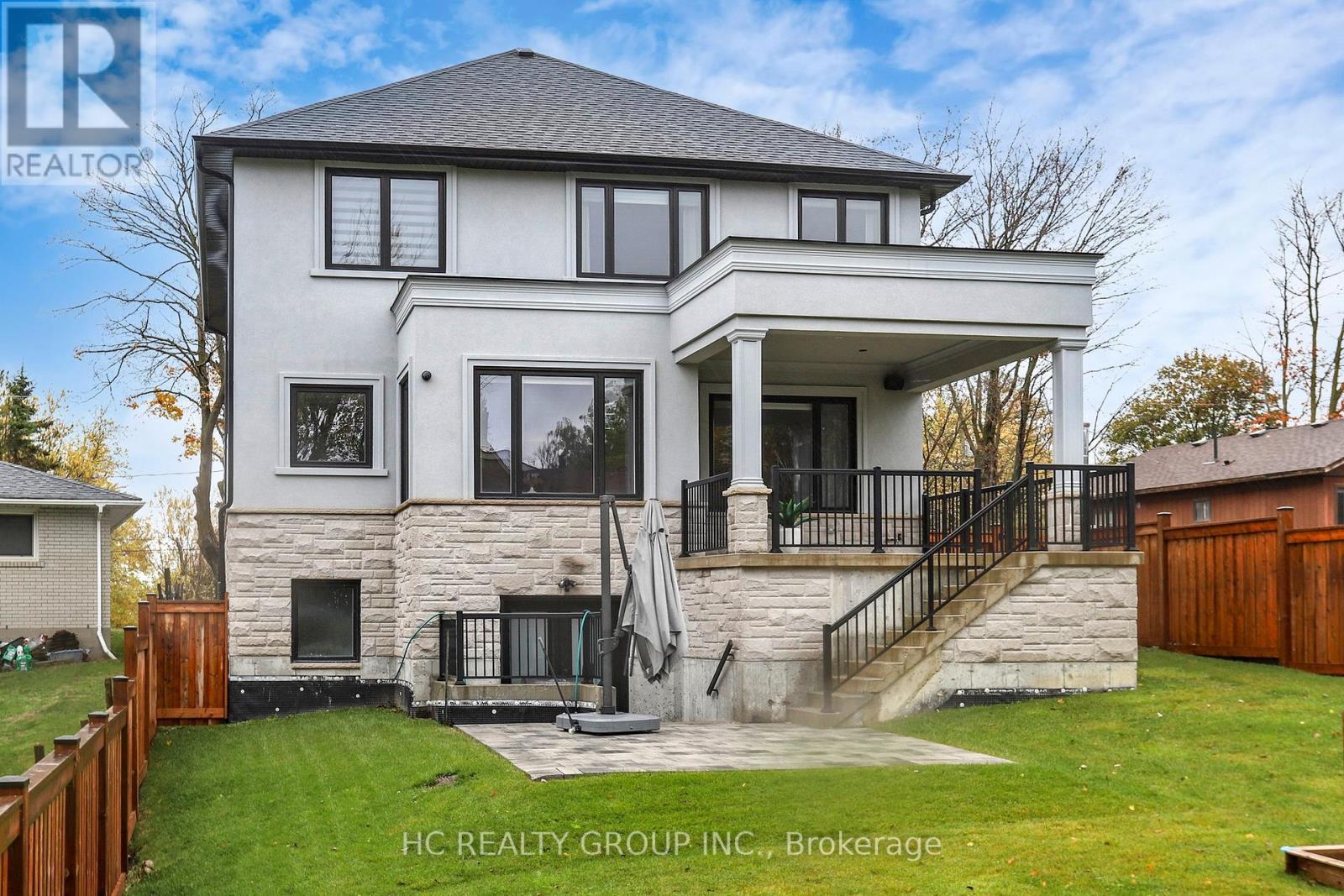 6077 Hillsdale Drive, Whitchurch-Stouffville, Ontario  L4A 3B7 - Photo 49 - N12499004