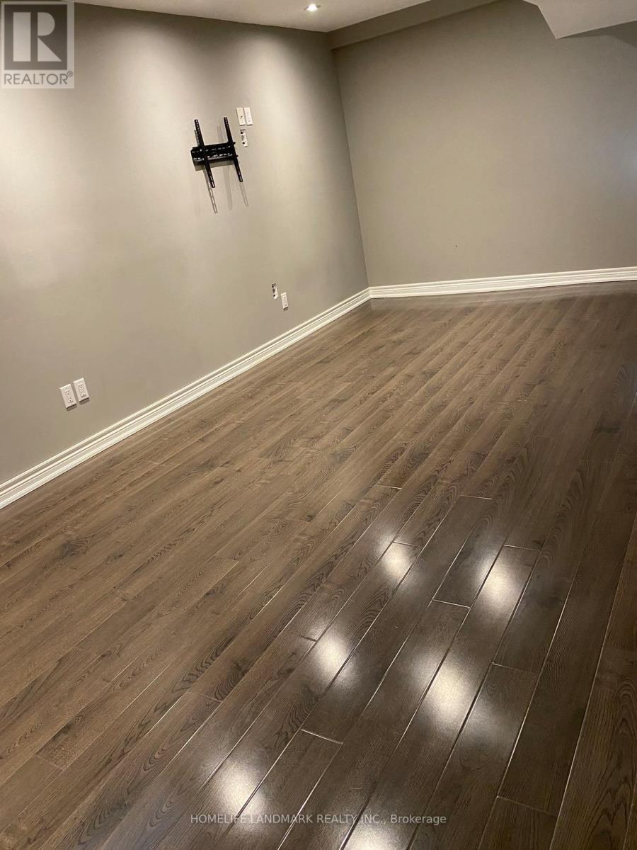 259 Mostar Street, Whitchurch-Stouffville, Ontario  L4A 0E8 - Photo 12 - N12499096