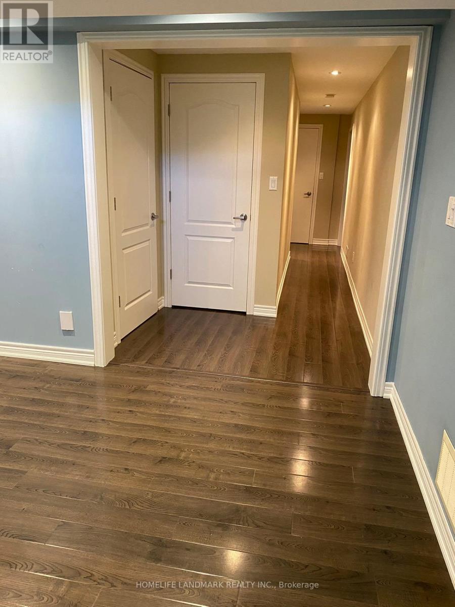 259 Mostar Street, Whitchurch-Stouffville, Ontario  L4A 0E8 - Photo 13 - N12499096