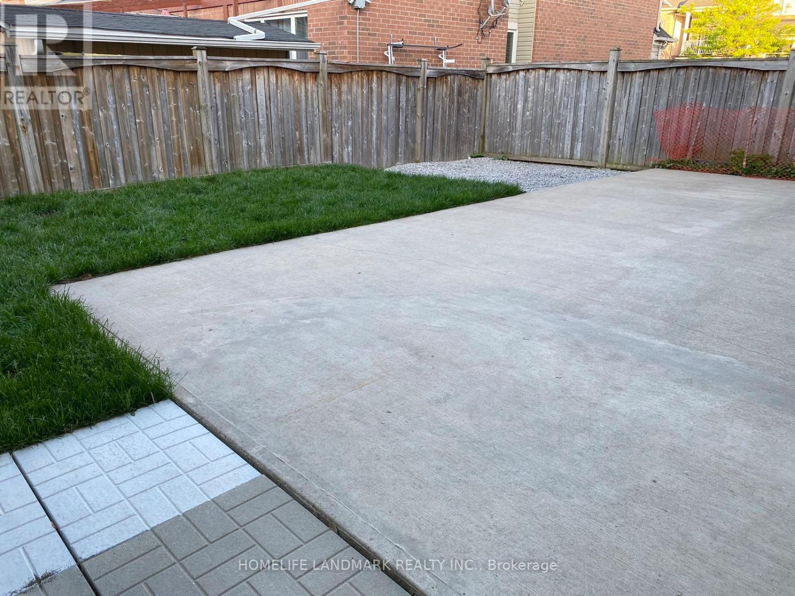 259 Mostar Street, Whitchurch-Stouffville, Ontario  L4A 0E8 - Photo 14 - N12499096