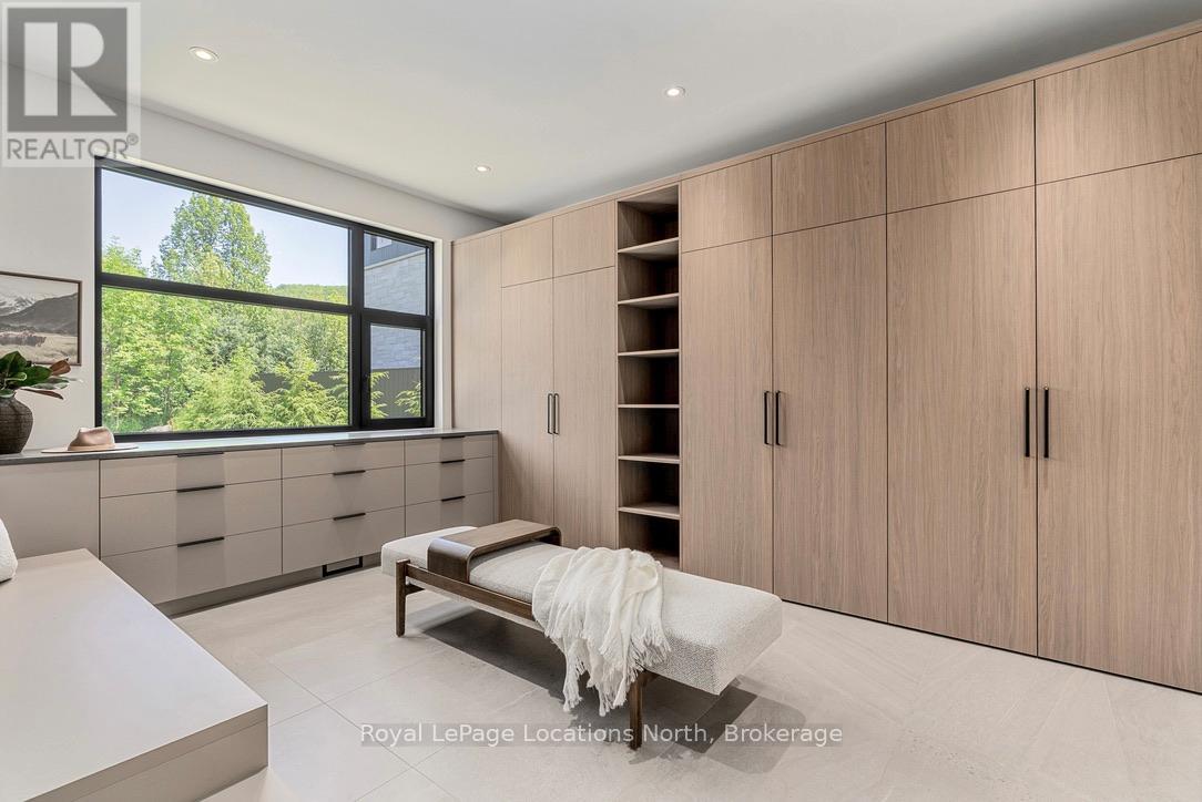 104 Maryward Crescent, Blue Mountains, Ontario  N0H 1J0 - Photo 32 - X12455356