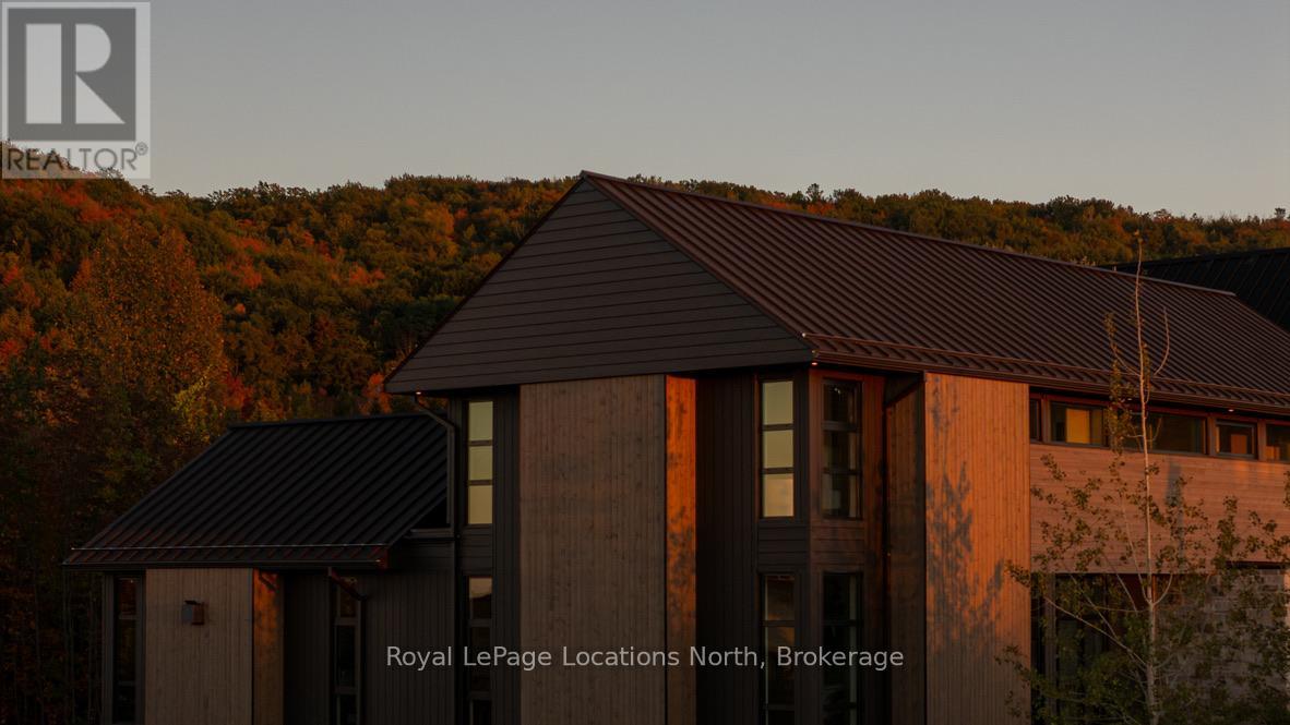 104 Maryward Crescent, Blue Mountains, Ontario  N0H 1J0 - Photo 49 - X12455356