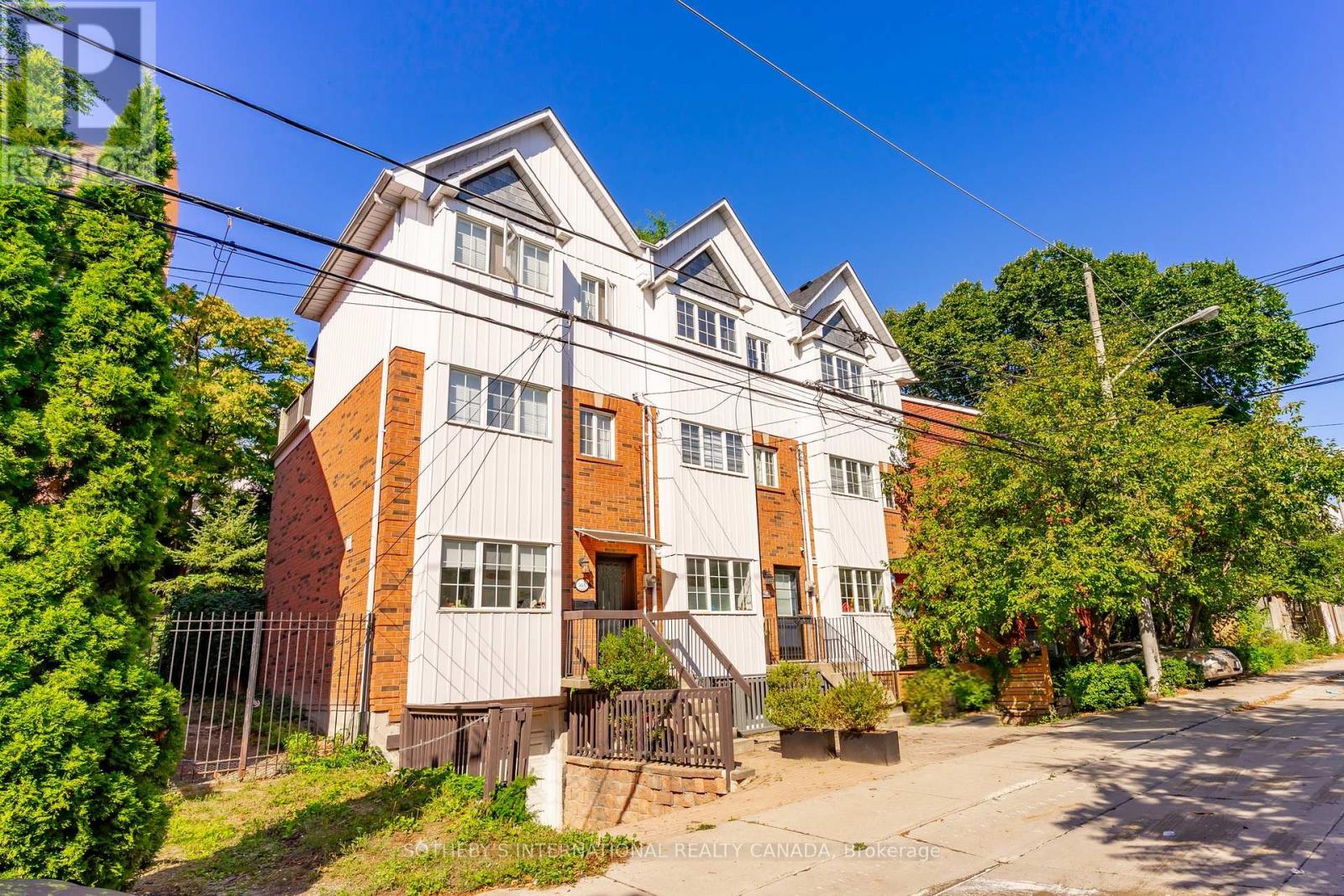 58A POULETT STREET, Toronto, Ontario