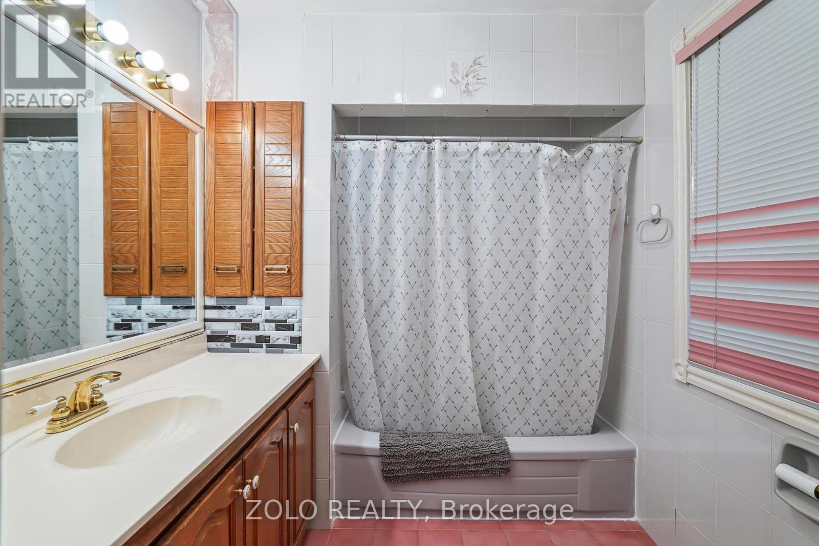 95 Pemberton Road, Richmond Hill, Ontario  L4C 3T6 - Photo 29 - N12461880