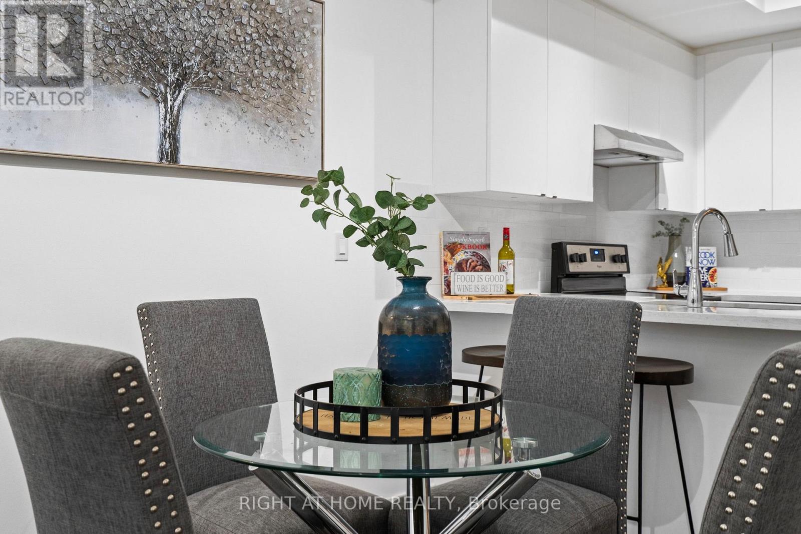 59 - 300 Alex Gardner Circle E, Aurora, Ontario  L4G 3G5 - Photo 18 - N12498170