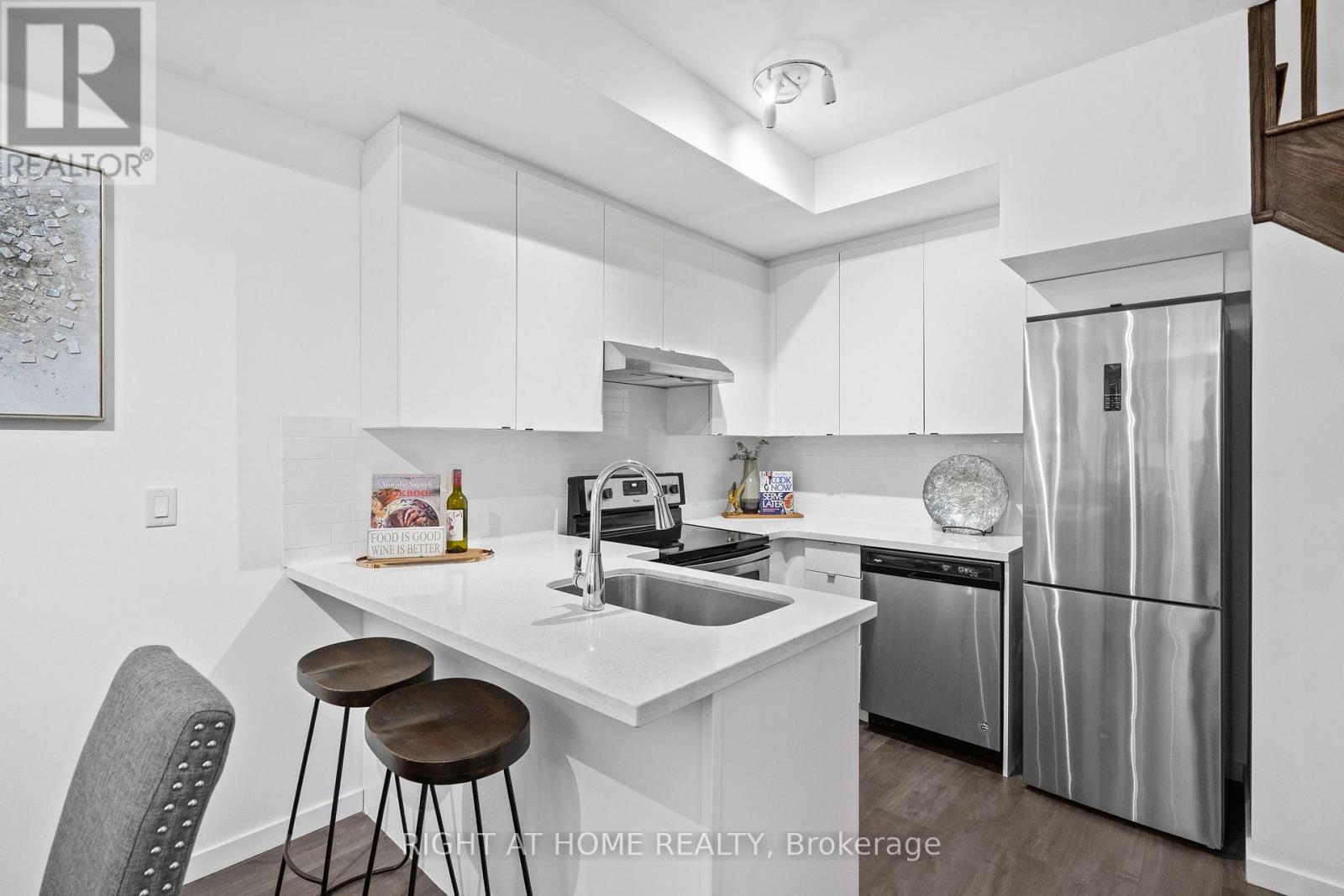 59 - 300 Alex Gardner Circle E, Aurora, Ontario  L4G 3G5 - Photo 25 - N12498170