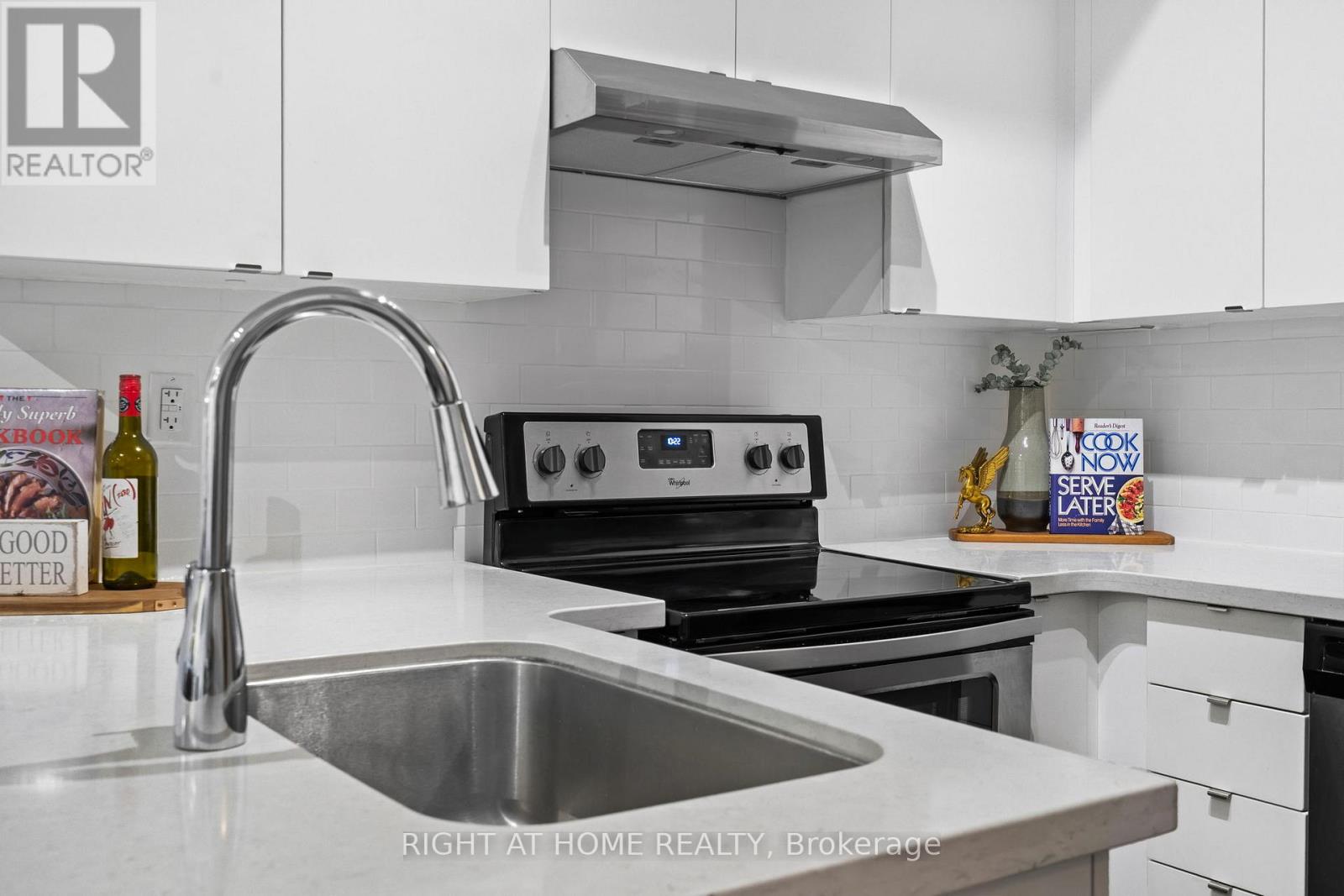 59 - 300 Alex Gardner Circle E, Aurora, Ontario  L4G 3G5 - Photo 26 - N12498170