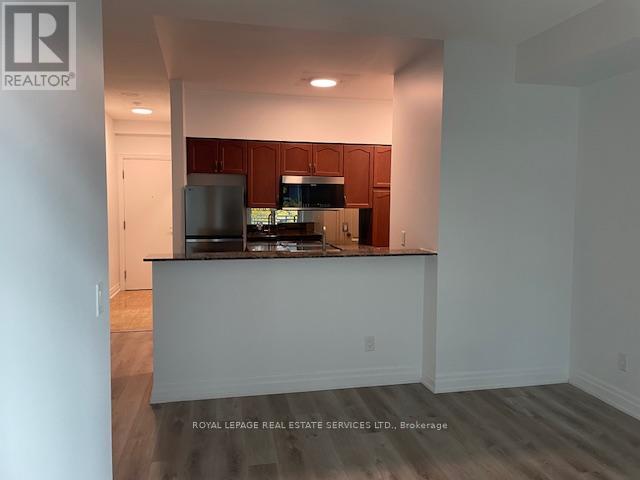 511 - 2119 Lake Shore Boulevard W, Toronto, Ontario  M8V 4E8 - Photo 8 - W12497508