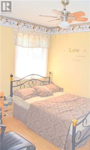 641 Macbeth Heights, Mississauga, Ontario  L5W 1E5 - Photo 9 - W12498986