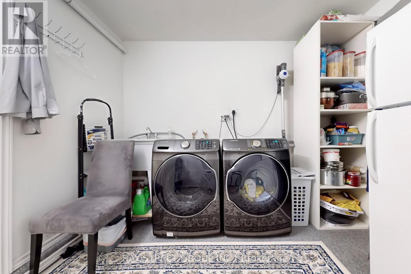 6119 Wabukayne Court, Mississauga, Ontario  L5N 2B1 - Photo 41 - W12498996