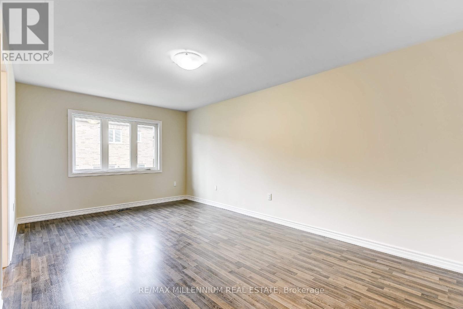 49 Frenchpark Circle, Brampton, Ontario  L6X 0Y6 - Photo 8 - W12499002