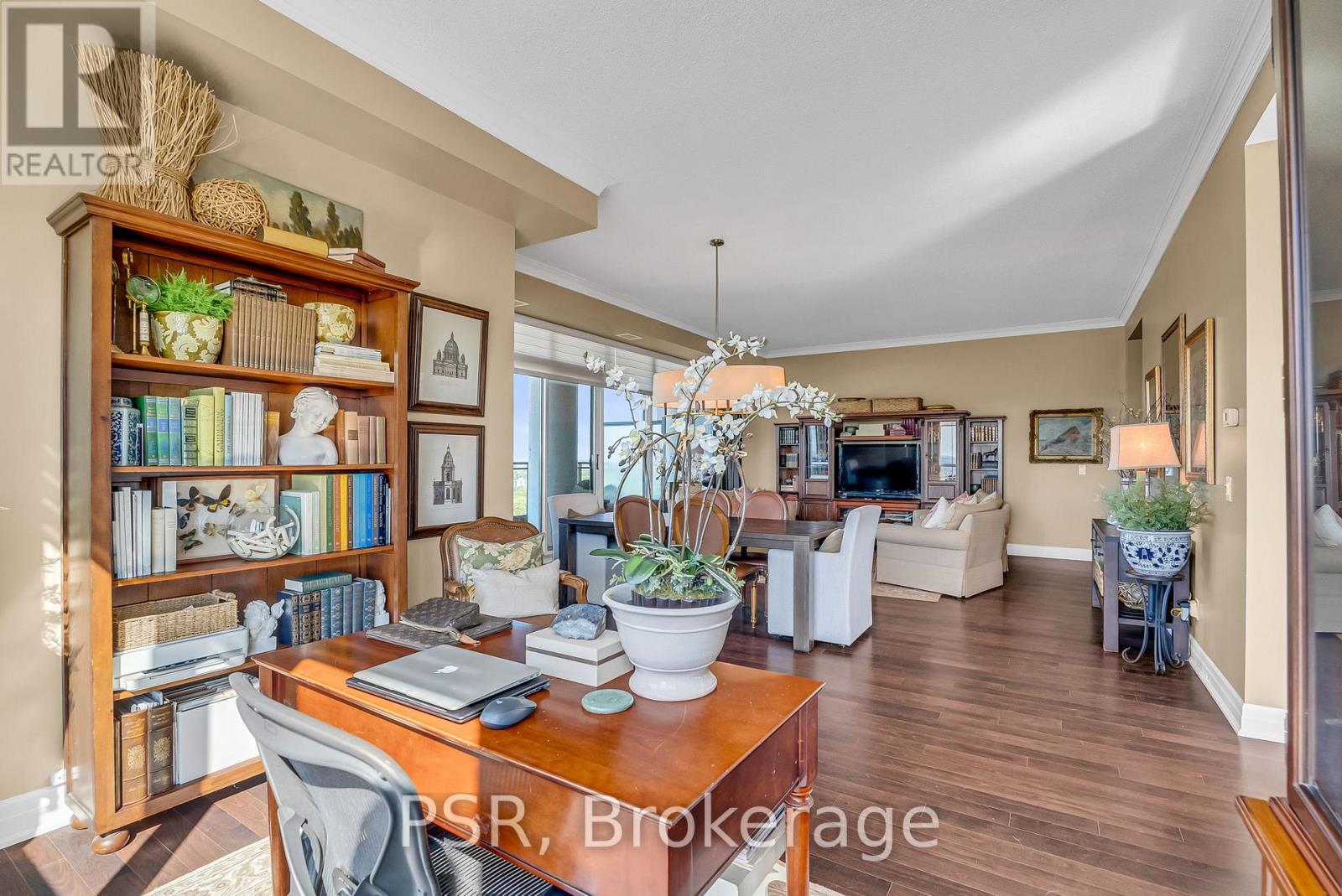 Lph 2603 - 100 John Street, Brampton (Downtown Brampton), Ontario  L6W 0A8 - Photo 10 - W12499014