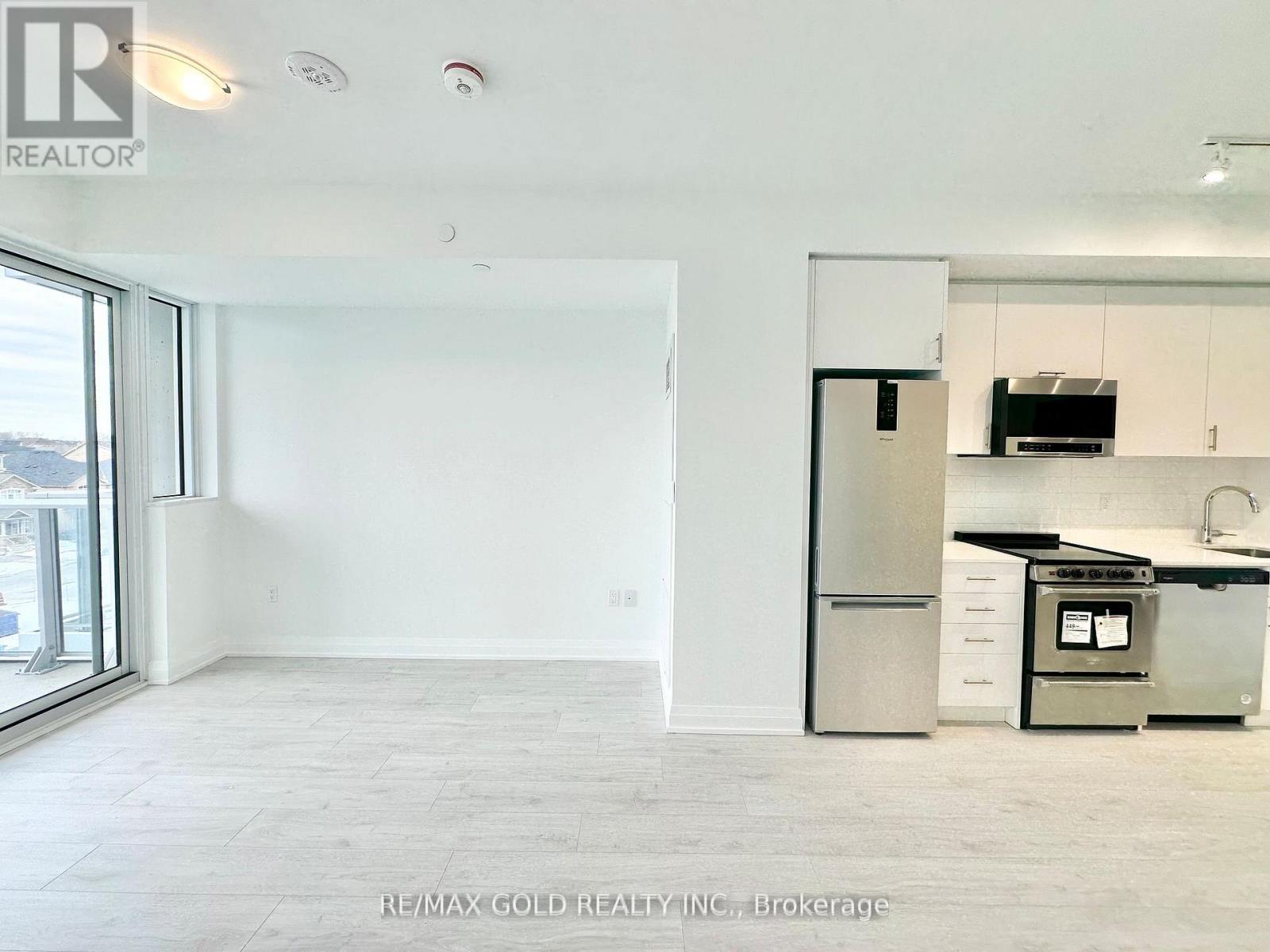 403 - 412 Silver Maple Road, Oakville, Ontario  L6H 7X8 - Photo 11 - W12499028