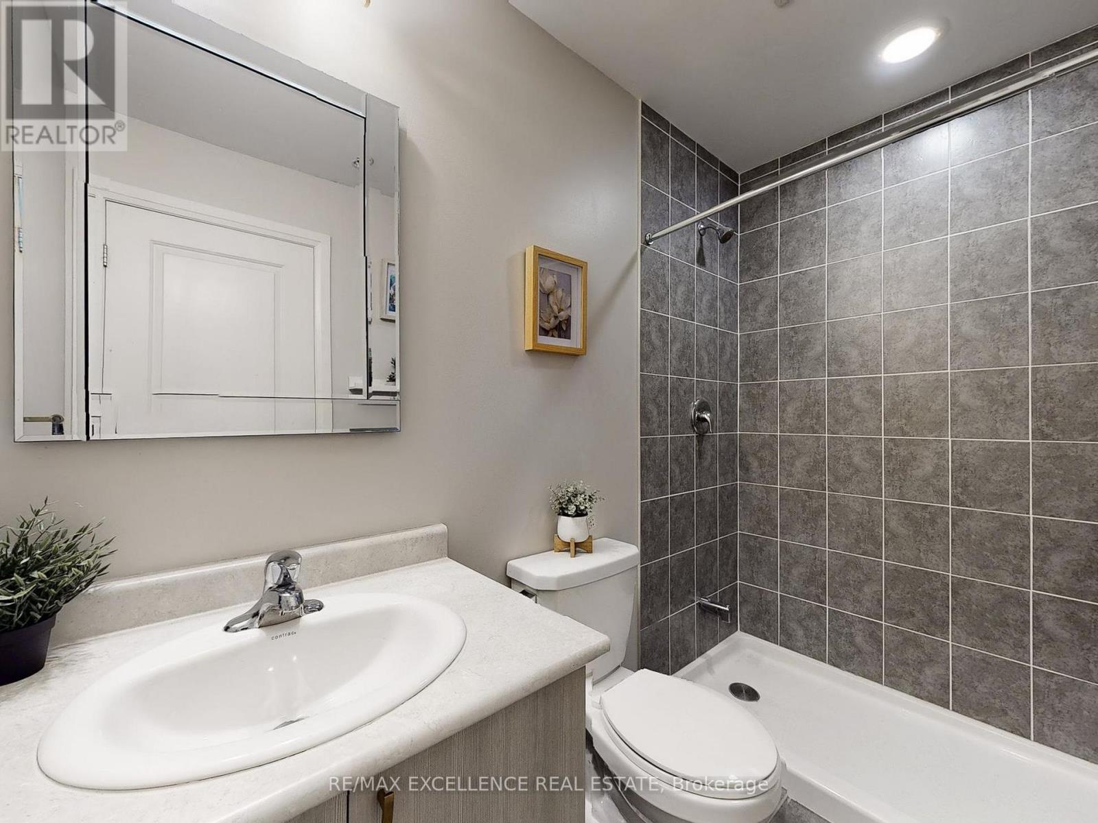 309 - 65 Yorkland Boulevard, Brampton (Goreway Drive Corridor), Ontario  L6P 4M5 - Photo 21 - W12499066