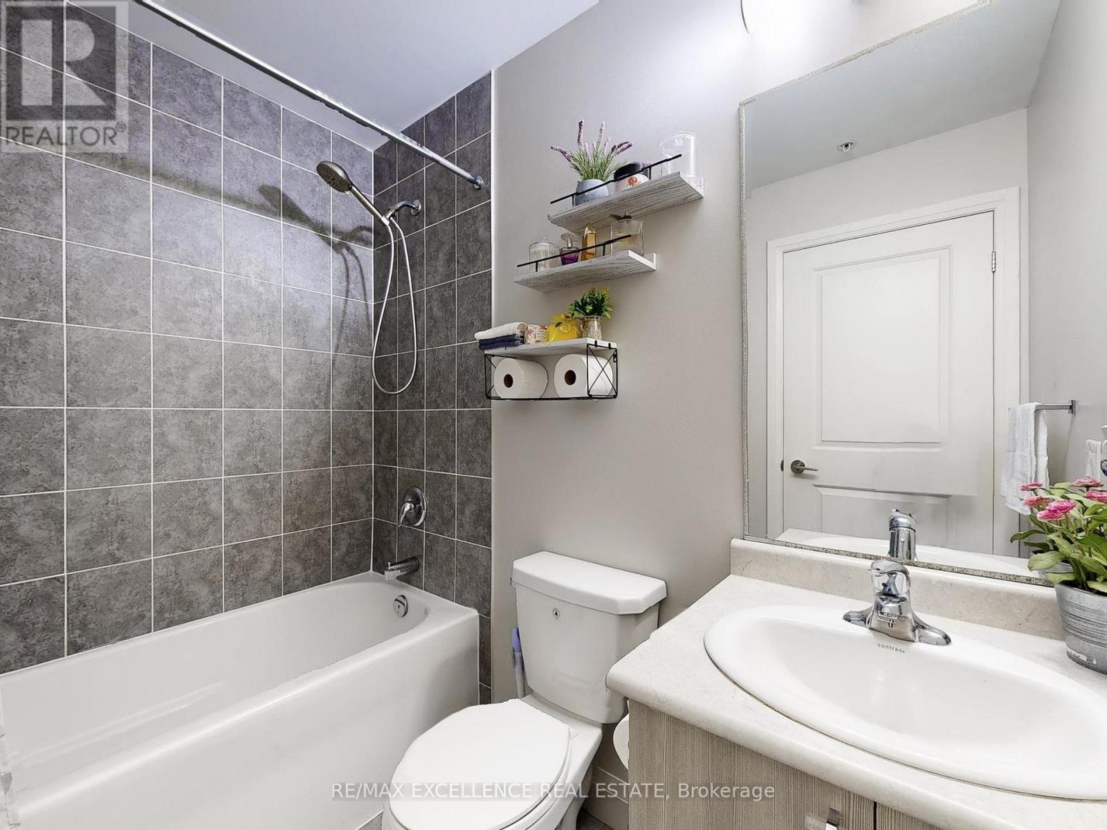 309 - 65 Yorkland Boulevard, Brampton (Goreway Drive Corridor), Ontario  L6P 4M5 - Photo 27 - W12499066