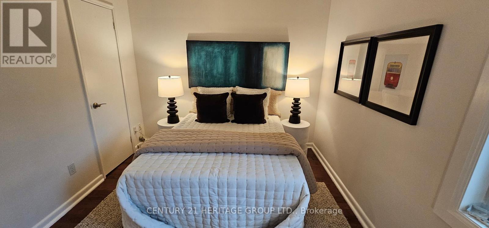 67 Savona Drive, Toronto, Ontario  M8W 4V2 - Photo 14 - W12499068