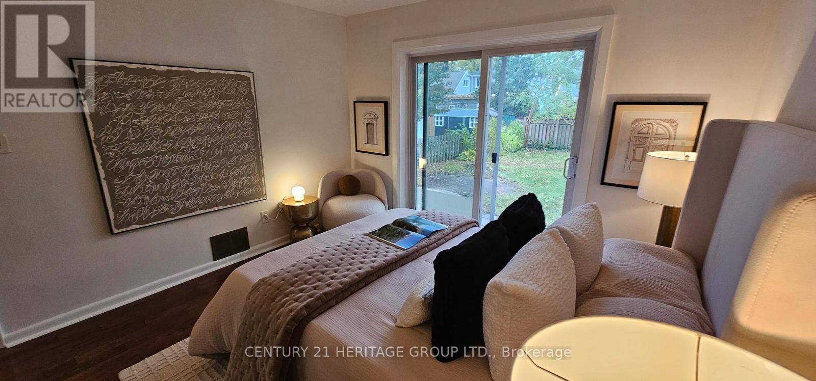 67 Savona Drive, Toronto, Ontario  M8W 4V2 - Photo 15 - W12499068