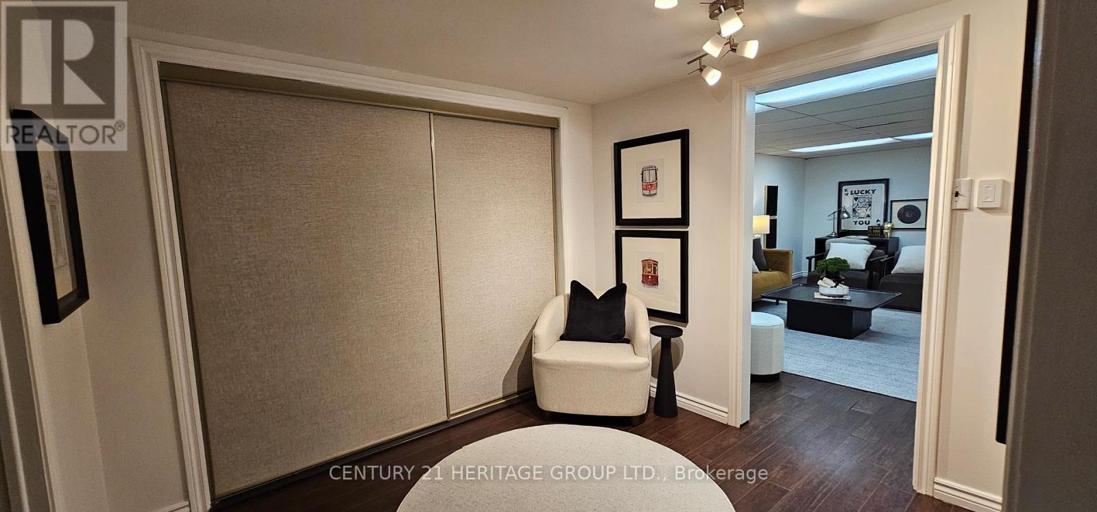 67 Savona Drive, Toronto, Ontario  M8W 4V2 - Photo 20 - W12499068