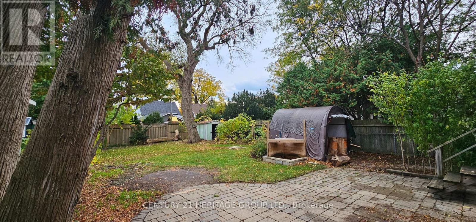 67 Savona Drive, Toronto, Ontario  M8W 4V2 - Photo 29 - W12499068