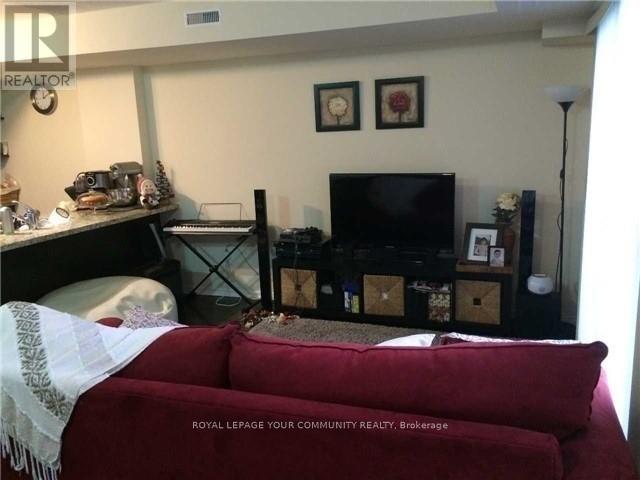 102 - 20 Foundry Avenue, Toronto, Ontario  M6H 0A6 - Photo 7 - W12499072