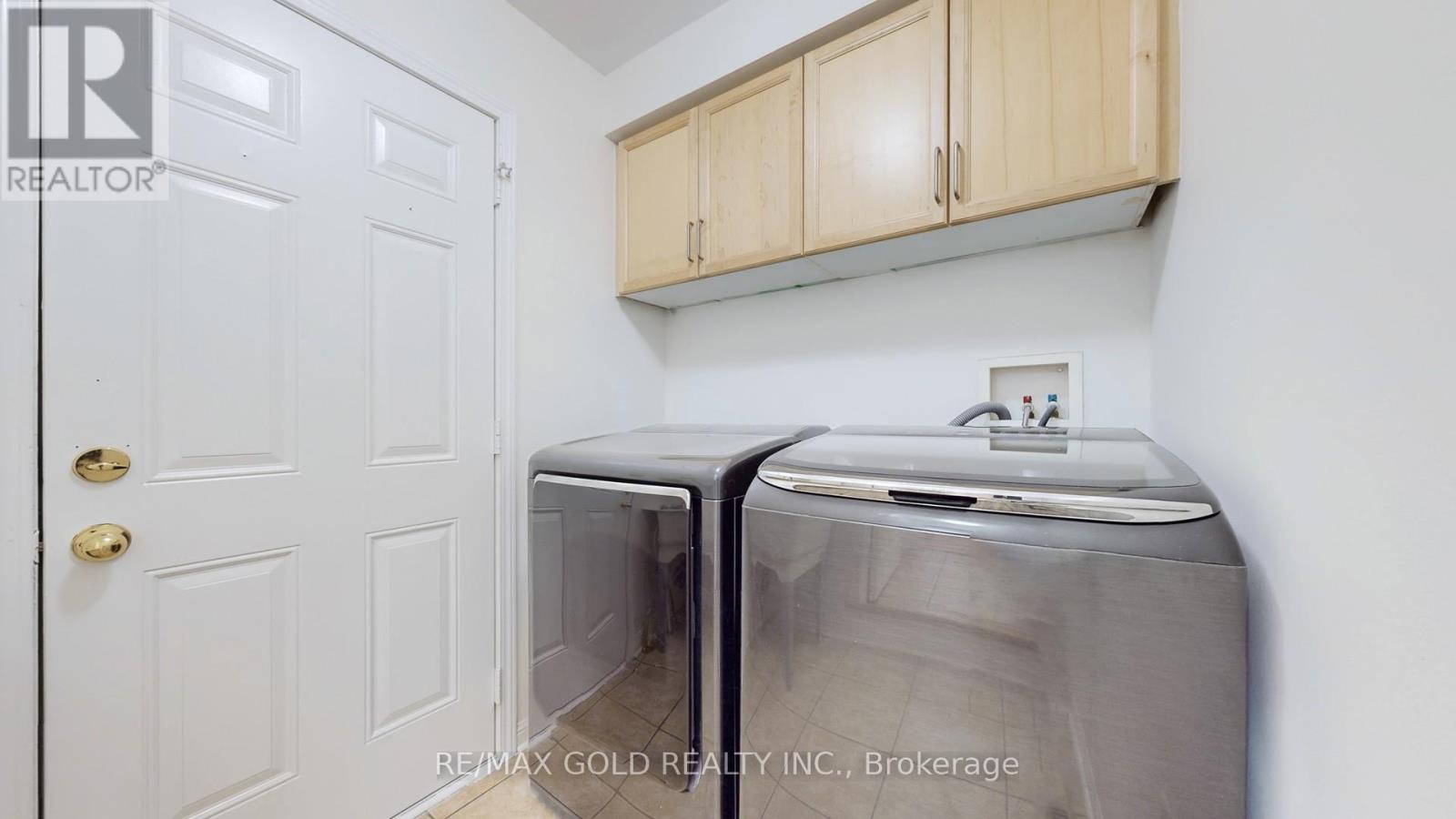 7 Chudleigh Avenue, Brampton, Ontario  L6X 0N1 - Photo 12 - W12499090