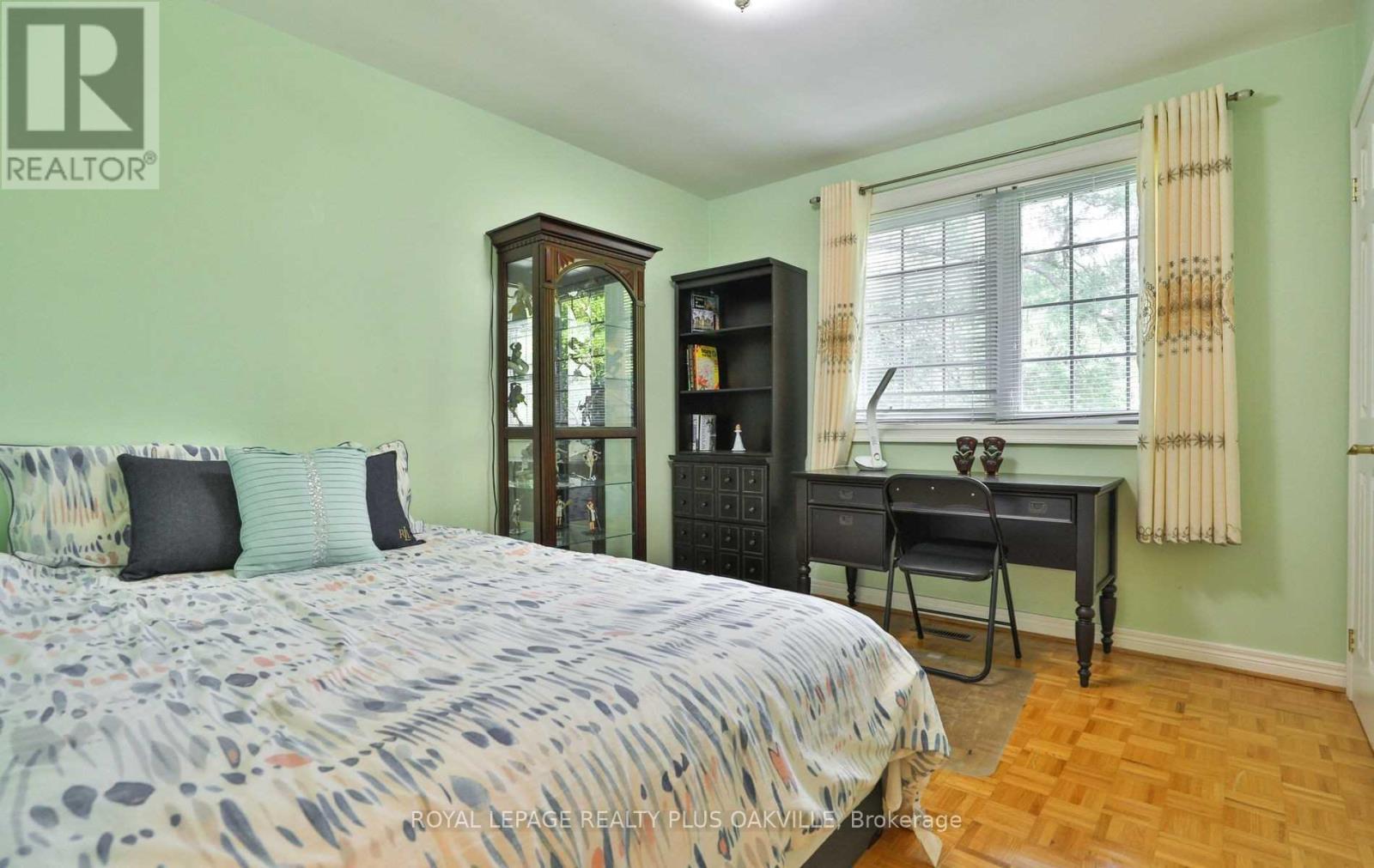 2100 Waycross Crescent, Mississauga, Ontario  L5K 1H9 - Photo 28 - W12499132