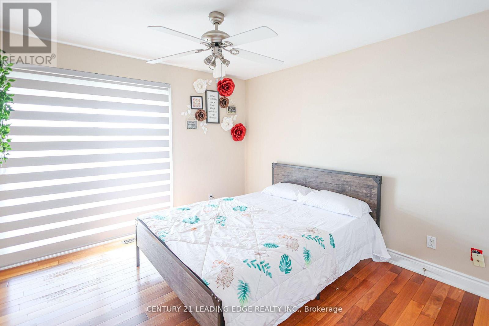 18 Peregrine Grove, Brampton, Ontario  L6S 4B6 - Photo 20 - W12499144