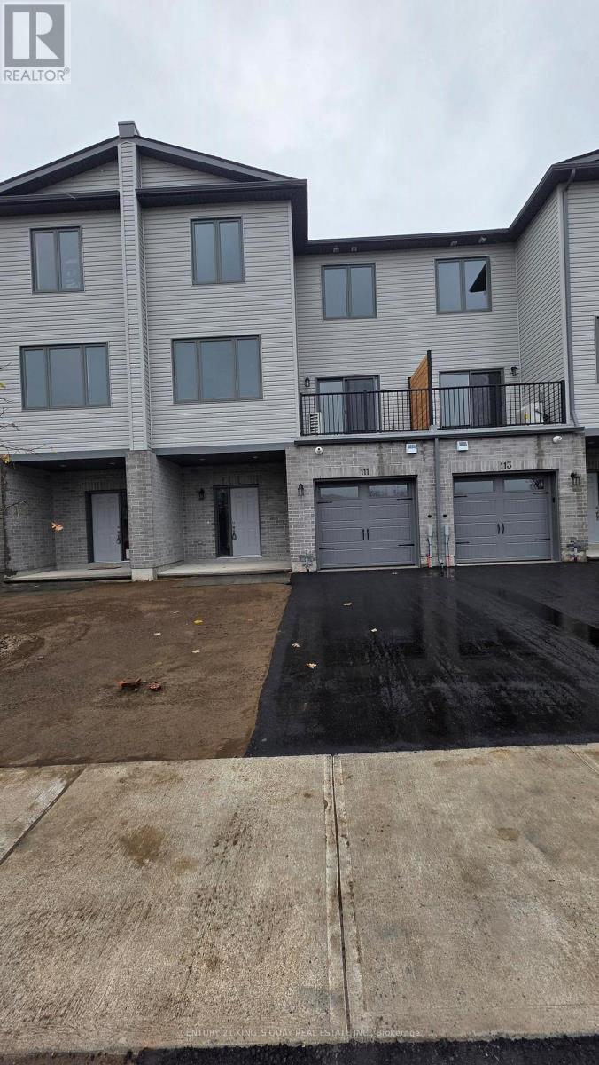 111 Bechanan Avenue, Prince Edward County, Ontario  K0K 2T0 - Photo 2 - X12499000