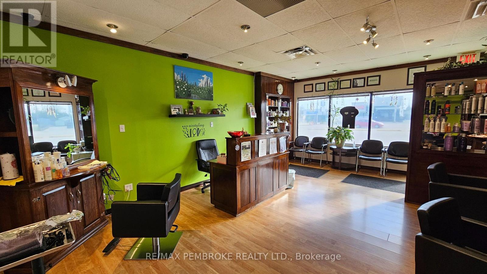 C - 3468 Petawawa Boulevard, Petawawa, Ontario  K8H 1X3 - Photo 4 - X12499166