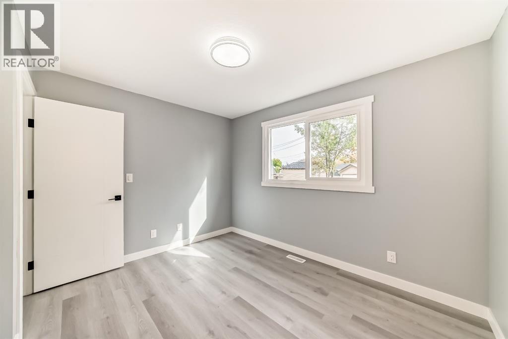 19 Rundlelawn Court Ne, Calgary, Alberta  T1Y 3H3 - Photo 11 - A2263360