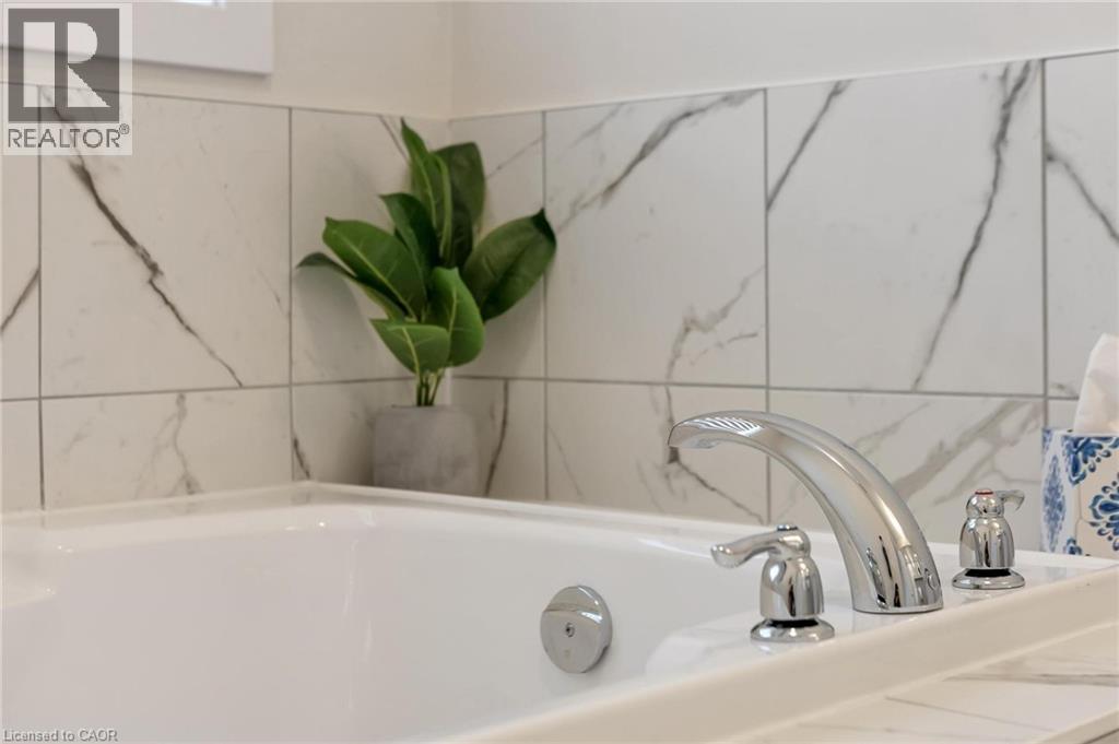 6 Sundin Drive Drive, Caledonia, Ontario  N3W 0H1 - Photo 29 - 40784893