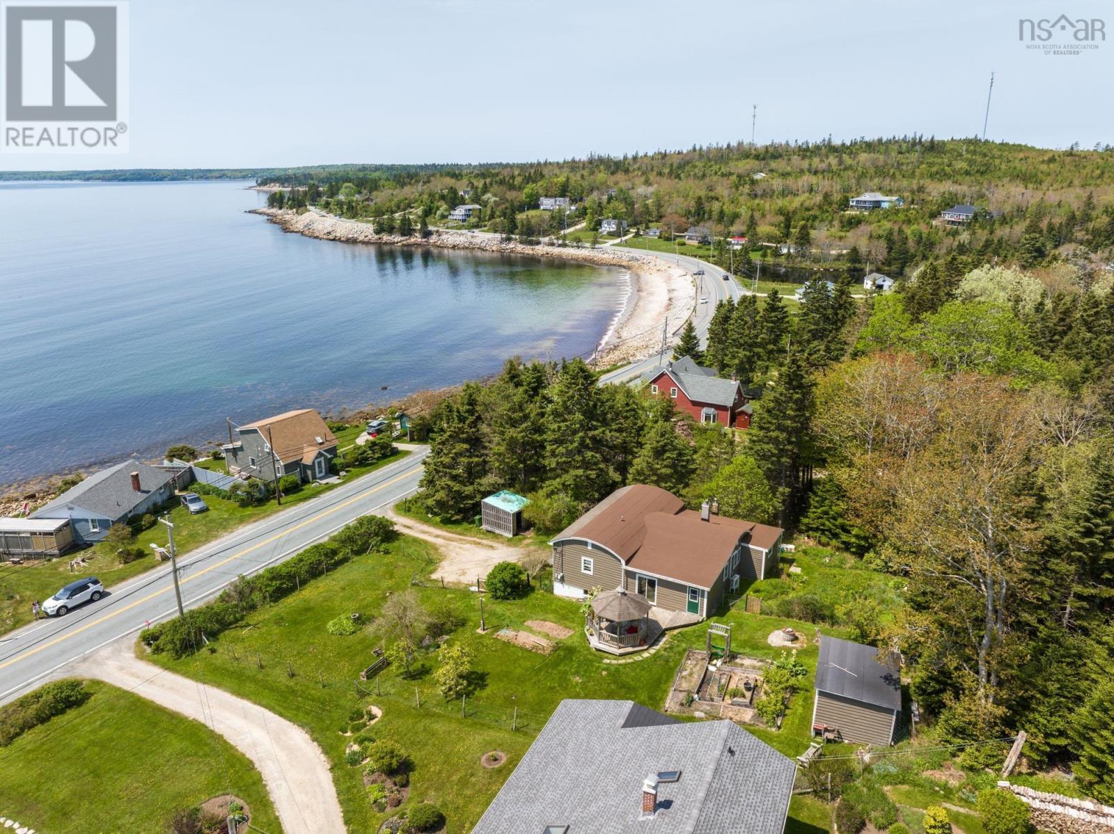 9199 St Margarets Bay Road, Queensland, Nova Scotia  B0J 1T0 - Photo 2 - 202513813