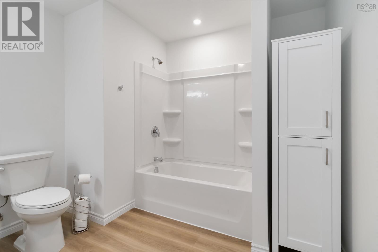 215 Aberdeen Road, Bridgewater, Nova Scotia  B4V 2S5 - Photo 21 - 202521380