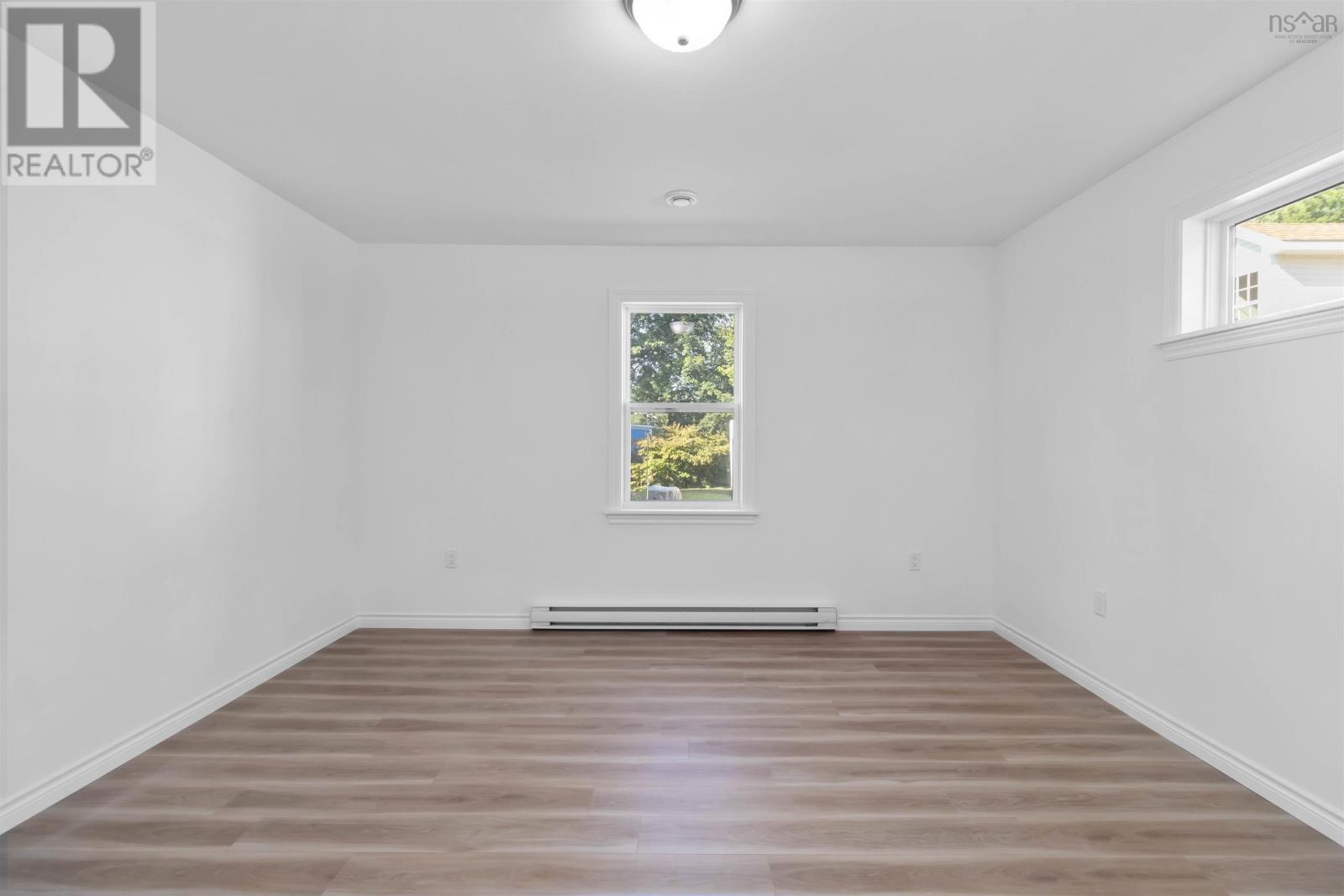 215 Aberdeen Road, Bridgewater, Nova Scotia  B4V 2S5 - Photo 25 - 202521380