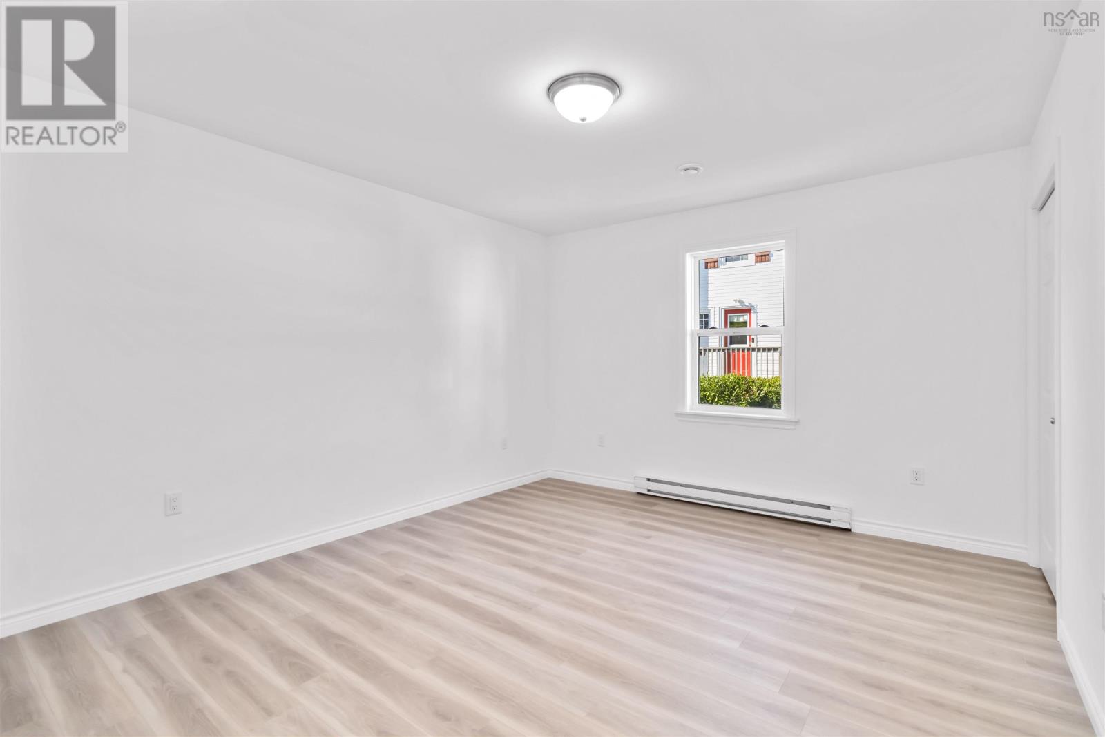 215 Aberdeen Road, Bridgewater, Nova Scotia  B4V 2S5 - Photo 27 - 202521380