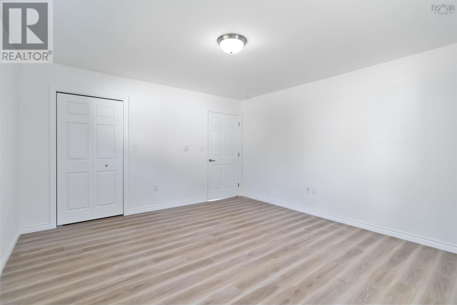 215 Aberdeen Road, Bridgewater, Nova Scotia  B4V 2S5 - Photo 26 - 202521380