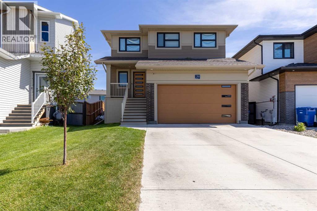 1366 Pacific Circle W, Lethbridge, Alberta