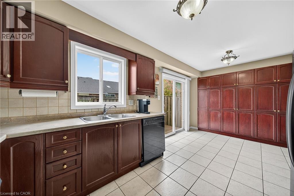 7 Southside Place Unit# 23, Hamilton, Ontario  L9C 7W6 - Photo 19 - 40784857