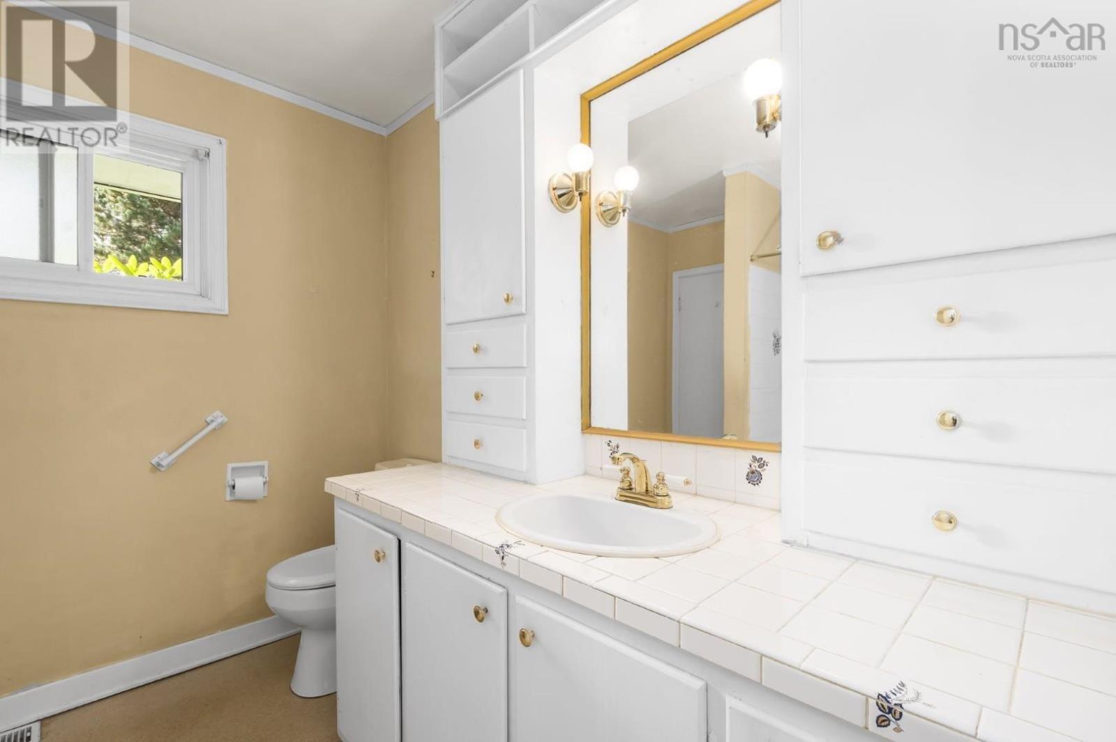 21 Wildwood Boulevard, Dartmouth, Nova Scotia  B2W 2L7 - Photo 20 - 202525619