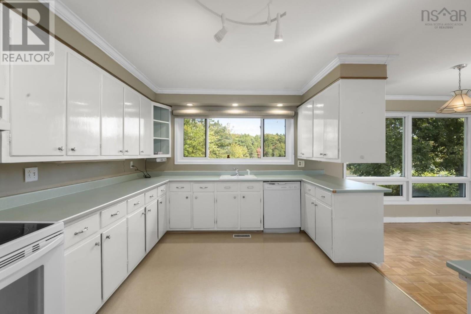 21 Wildwood Boulevard, Dartmouth, Nova Scotia  B2W 2L7 - Photo 10 - 202525619