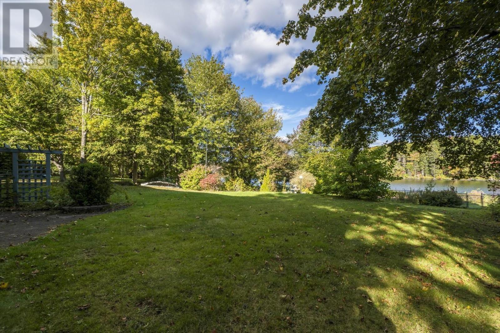 21 Wildwood Boulevard, Dartmouth, Nova Scotia  B2W 2L7 - Photo 38 - 202525619