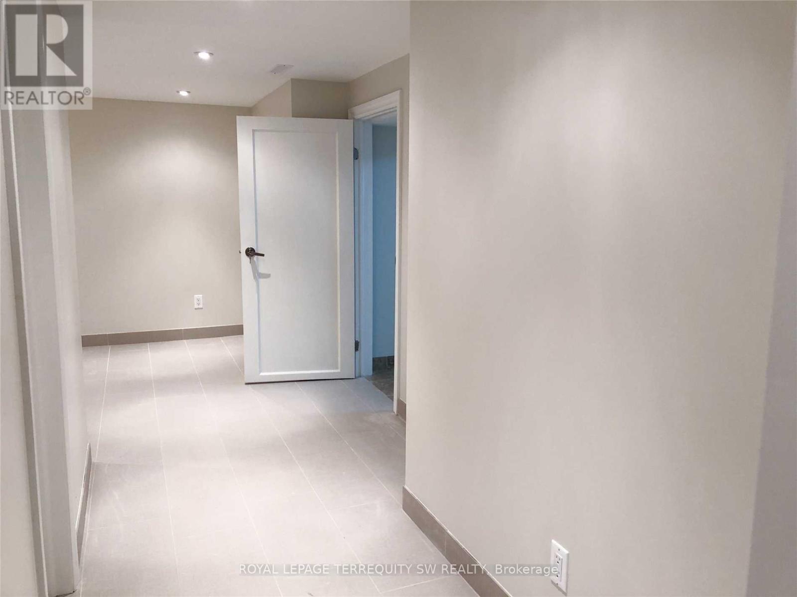 Lower - 360 East Avenue, Toronto (Rouge), Ontario  M1C 2W6 - Photo 5 - E12481749