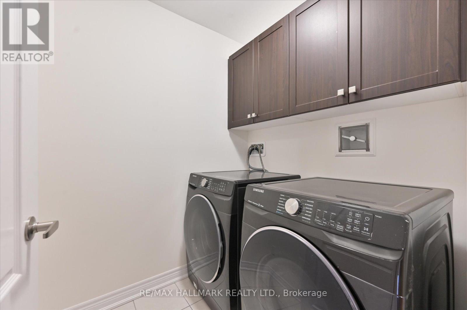 7 Buttonbush Lane, Richmond Hill, Ontario  L4E 1E7 - Photo 34 - N12498302