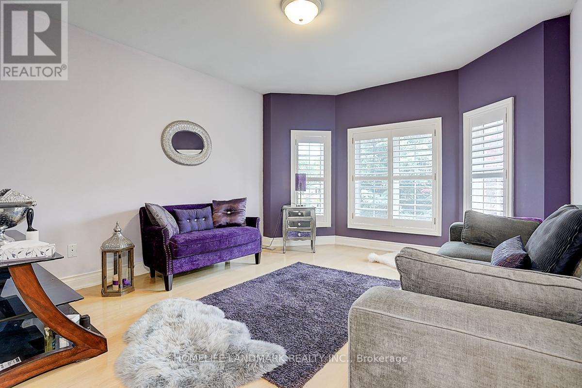 286 Hillcrest Avenue, Toronto, Ontario  M2N 3P4 - Photo 34 - C12499164