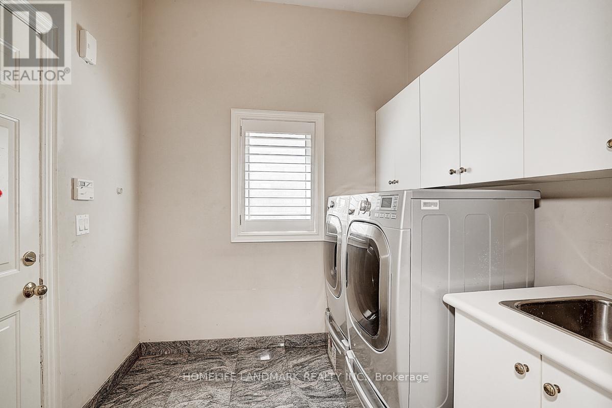 286 Hillcrest Avenue, Toronto, Ontario  M2N 3P4 - Photo 37 - C12499164