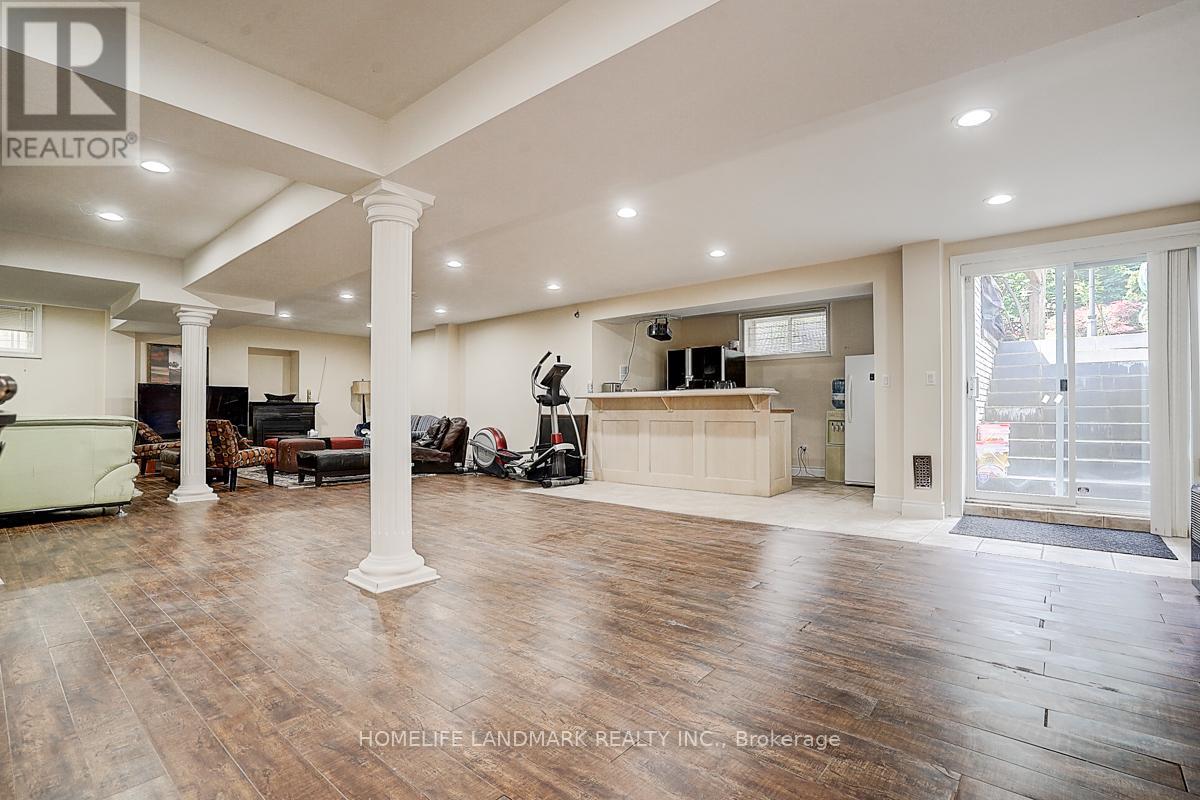 286 Hillcrest Avenue, Toronto, Ontario  M2N 3P4 - Photo 39 - C12499164