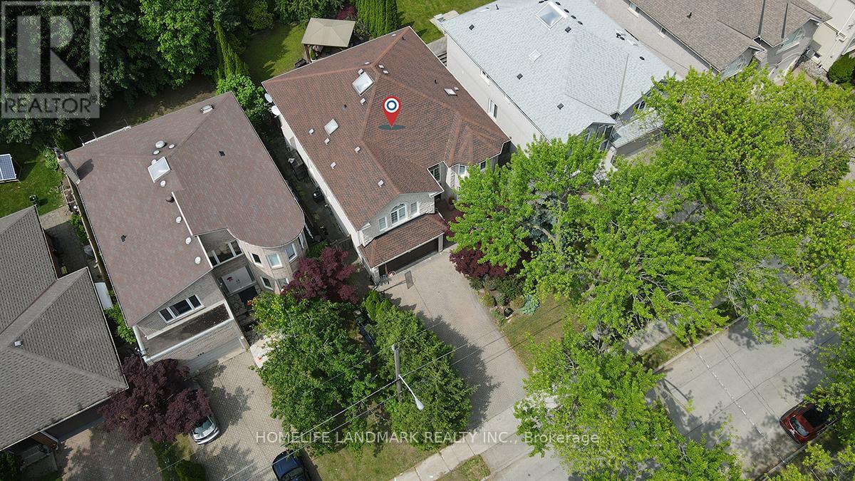 286 Hillcrest Avenue, Toronto, Ontario  M2N 3P4 - Photo 5 - C12499164