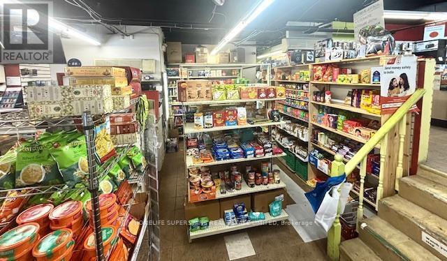 Unit 3 - 120 Lombard Street, Toronto, Ontario  M5C 3H5 - Photo 8 - C12499174